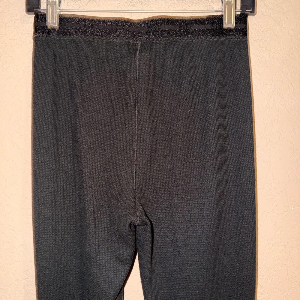 Victoria's Secret PINK Black Thermal Long Sleeve Shirt & Leggings Pajamas - Picture 10 of 11